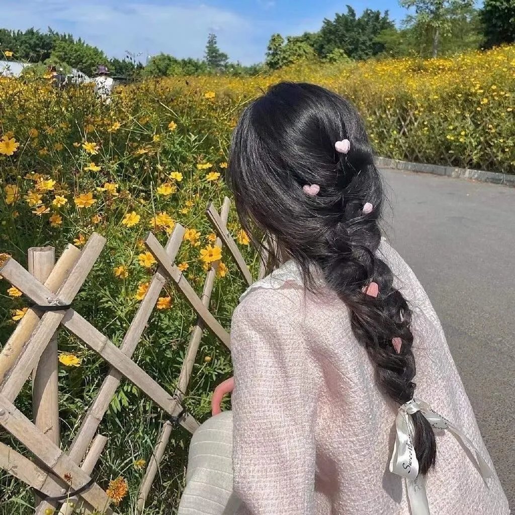 闪婚后我成了全家的心尖宠